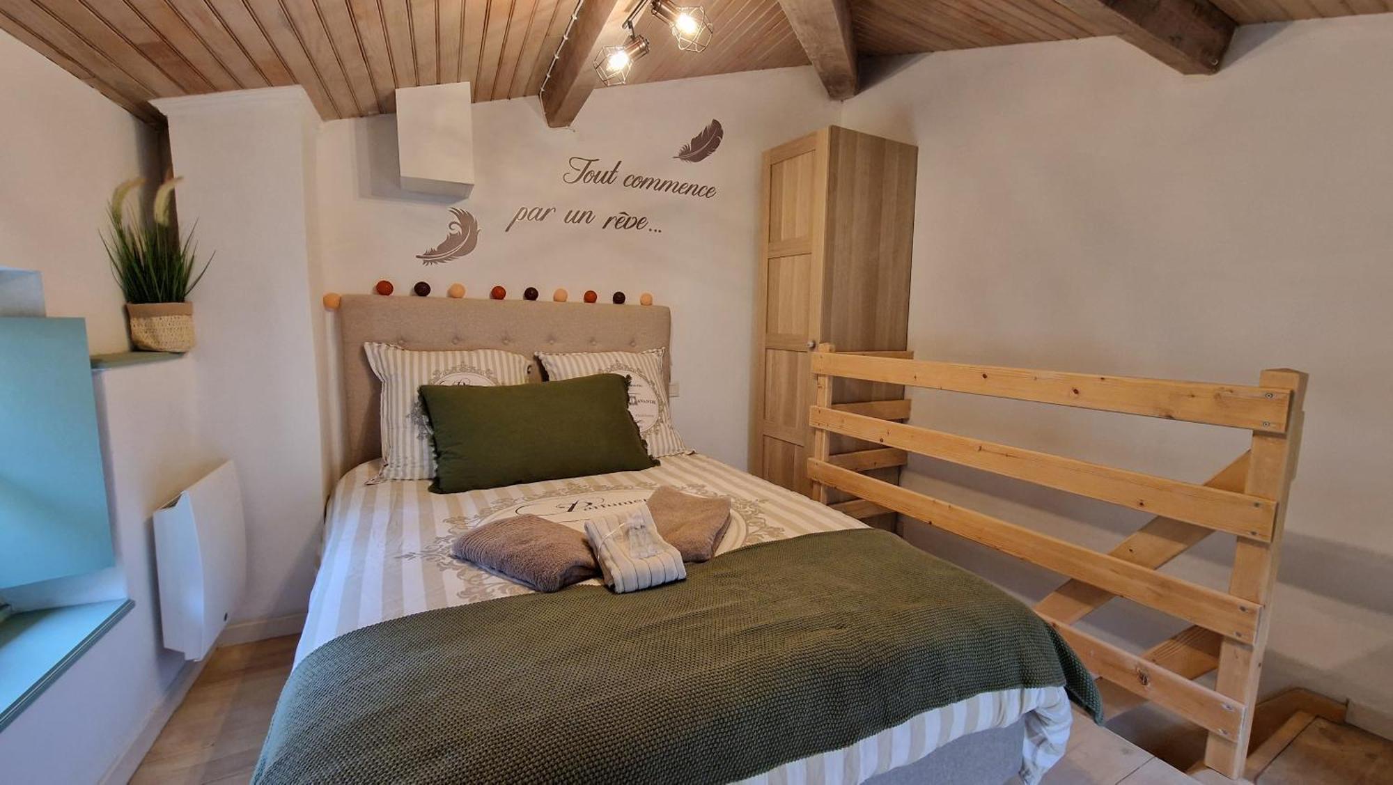 Home Et Holiday La Muscadelle Viviers Esterno foto