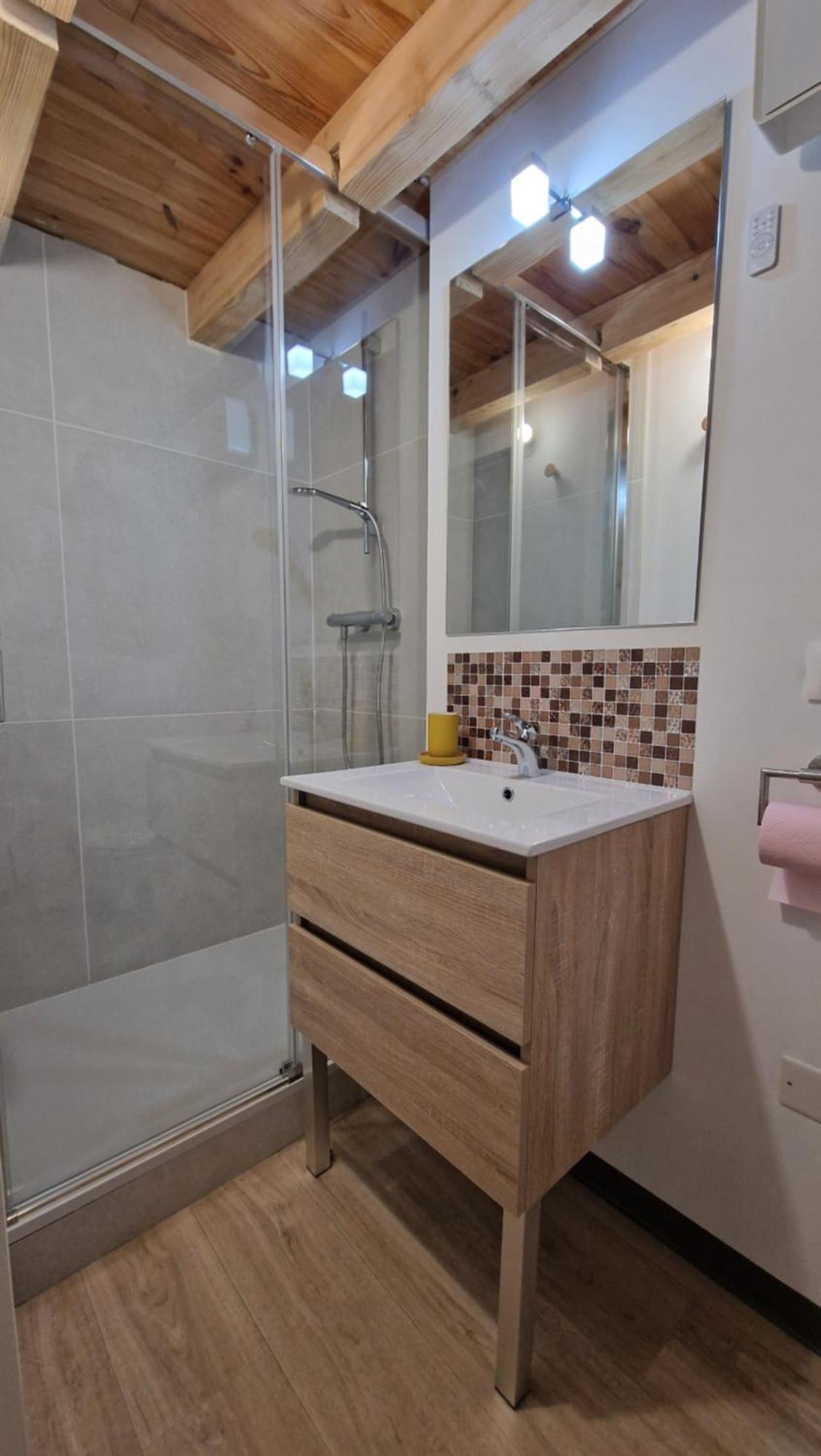 Home Et Holiday La Muscadelle Viviers Esterno foto